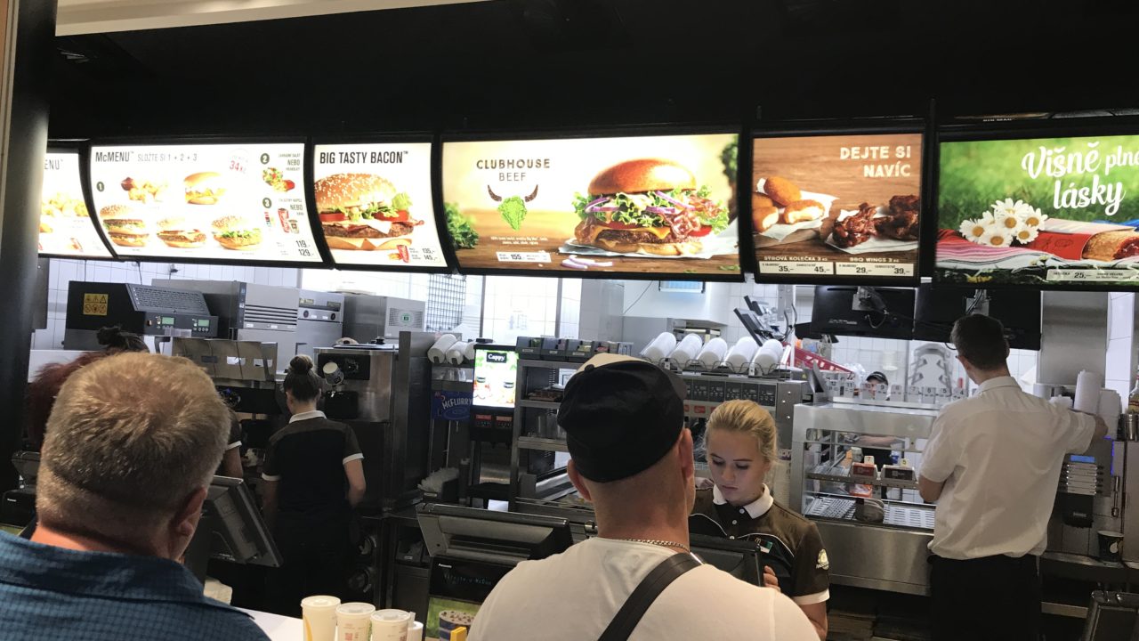 【世界のマクドナルド】アフリカ大陸の先進国、南アフリカの実力やいかに...｜くろぐ！