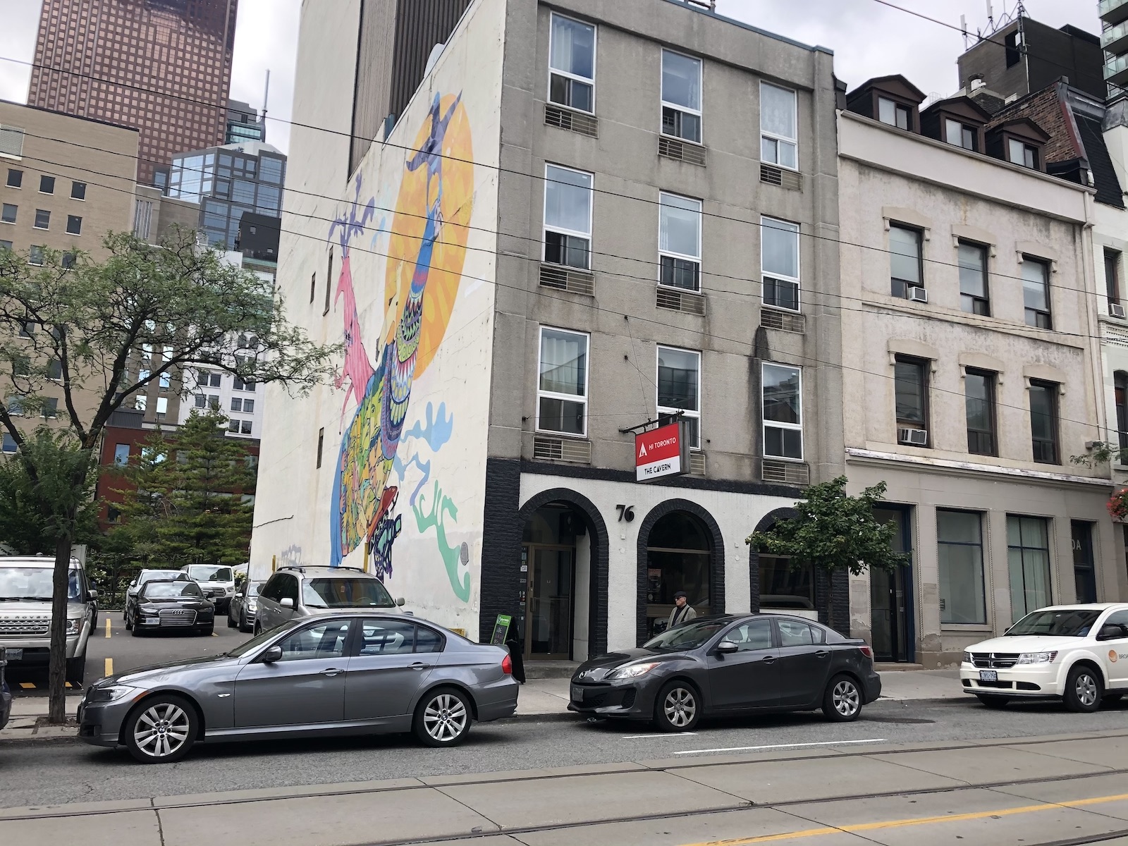 HI Toronto Hostel（外観）